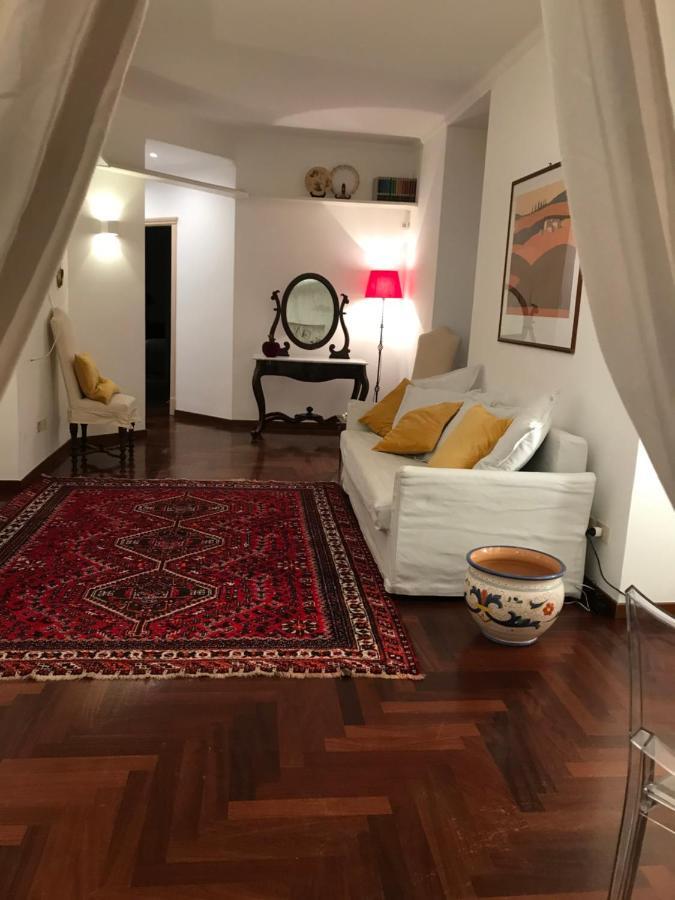 Casa Vacanze Pizzofalcone 41B Νάπολη Εξωτερικό φωτογραφία